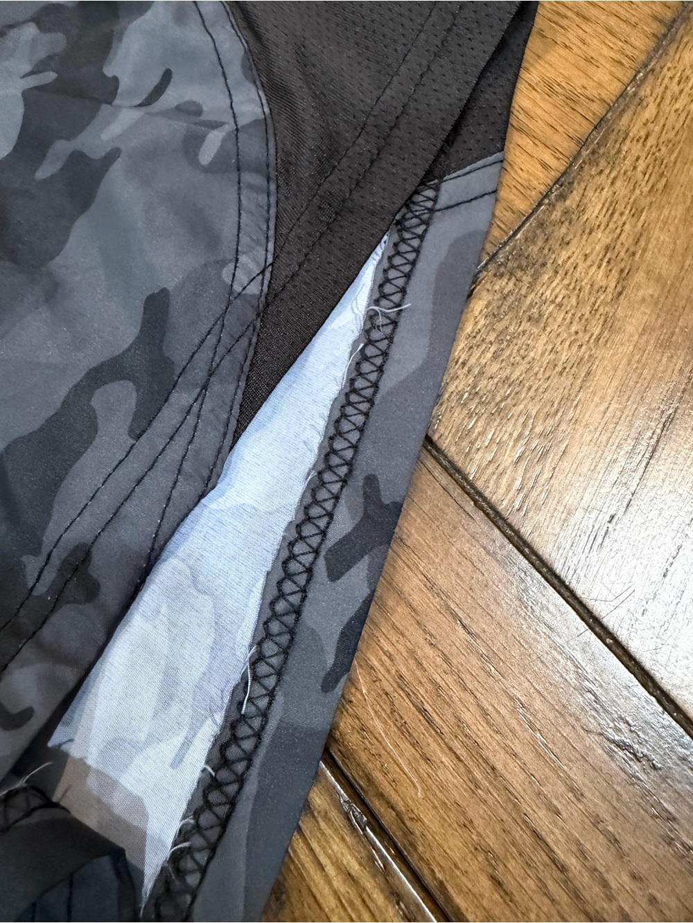 Athletic Works Women's Black & Gray Camo Running Shorts M - Picture 4 of 7